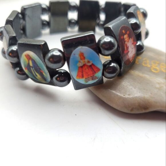 Hematite all saints rosary‎ bracelet - Picture 1 of 2
